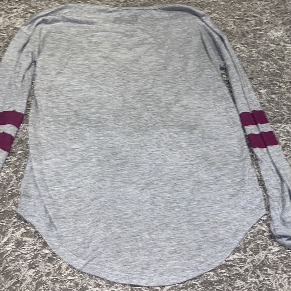 Trolls can’t stop won’t stop poppy gray long sleeve graphic T-shirt - Picture 11 of 11